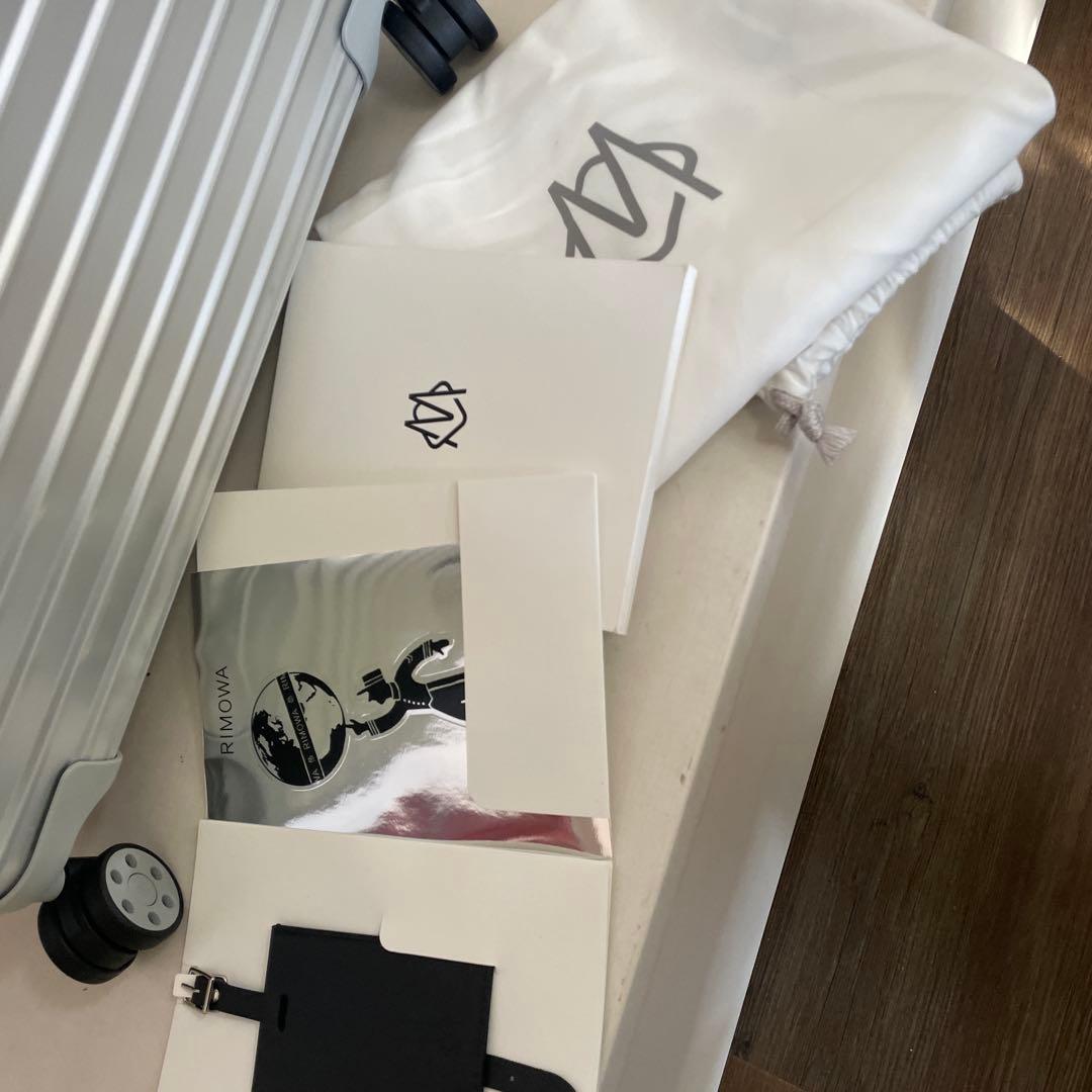 新品未使用 生涯保証 RIMOWA ORIGINAL パイロット 31L