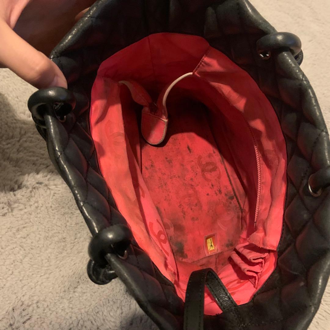 CHANEL ブラック キルティング ハンドバッグ