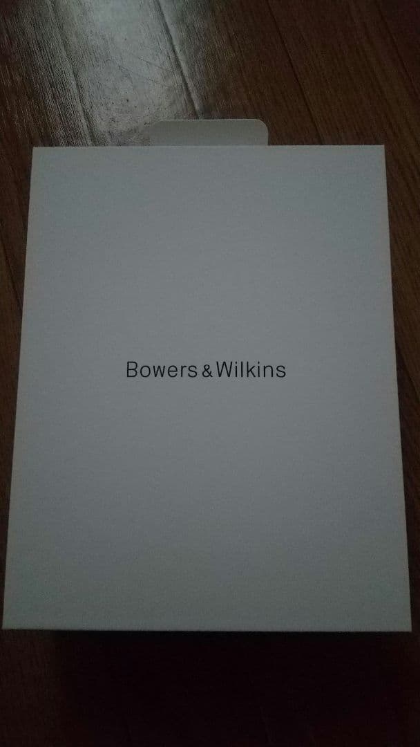 Bowers & Wilkins PX8 s2 ワイヤレスヘッドホン