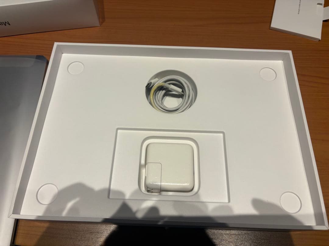 Apple MacBook Air 2020 【上位モデル】メモリ16GB i7