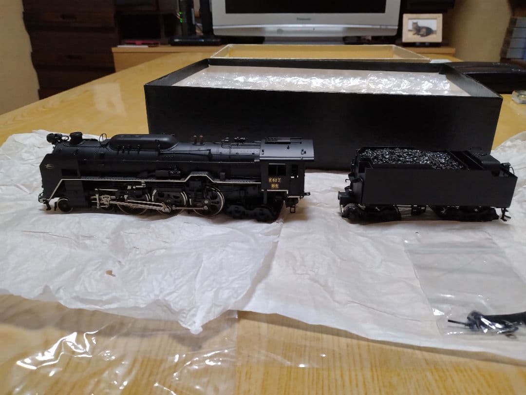 天賞堂　HOゲージ　C62形蒸気機関車　ブラスモデル　前照灯点灯化
