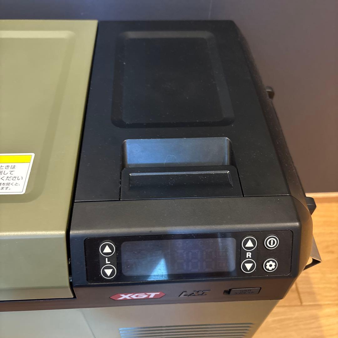 makita CW004G 充電式保冷温庫