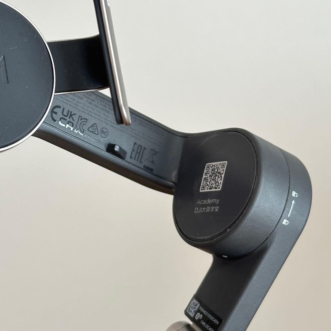 DJI Osmo Mobile 6 スマートフォンスタビライザー OM6