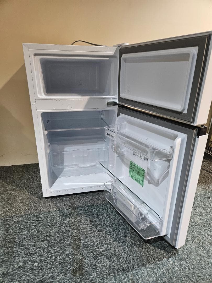 【2023年製】ハイセンス　右開き　87L 2ドア冷蔵庫 HR-B91E3W