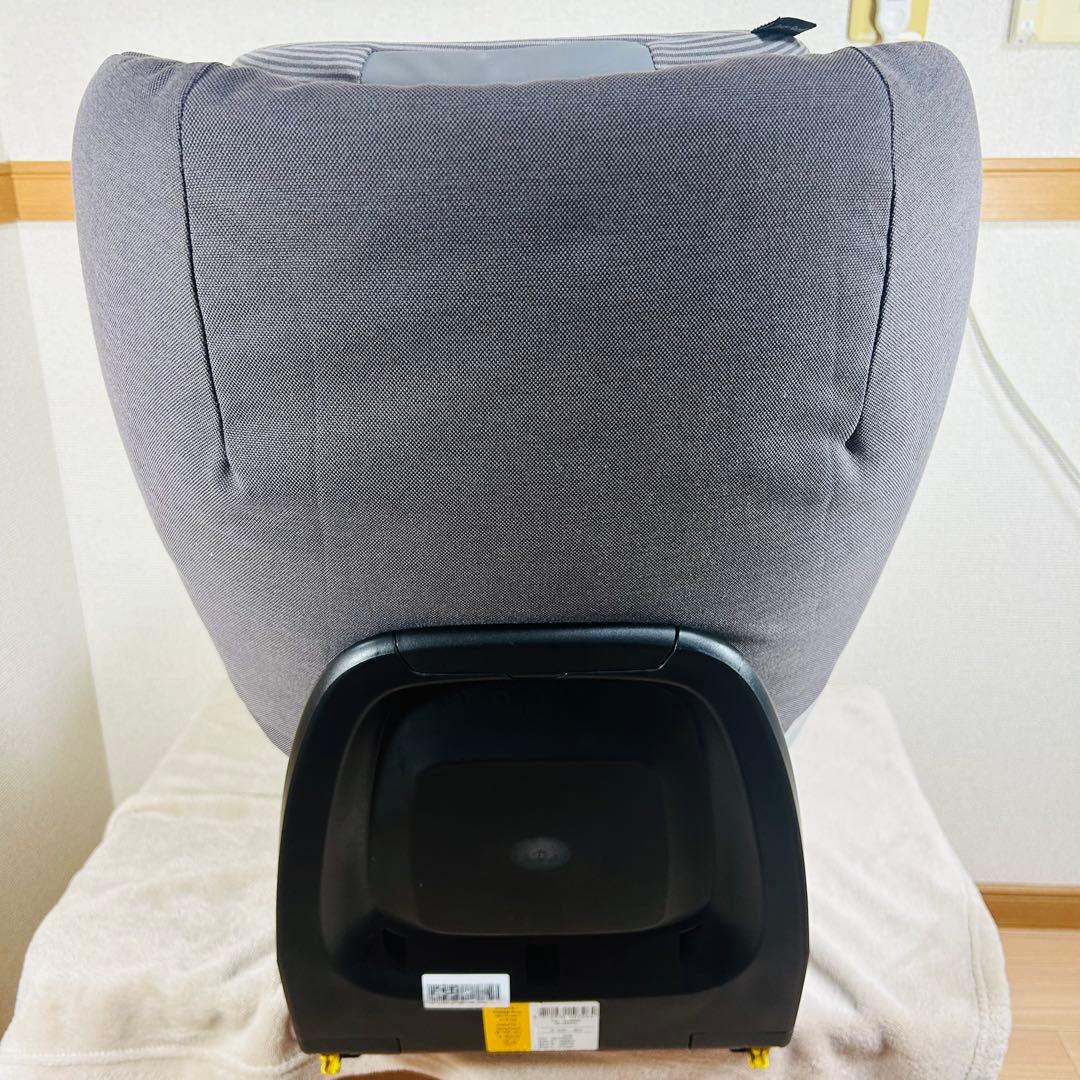 【お買い得】Maxi-Cosi 2way pearlとISOFIXのセット