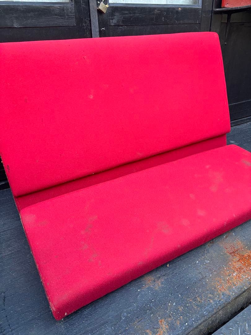 店舗用ベンチ(赤い背もたれと座面クッションセット) 張替えベース　飲食店