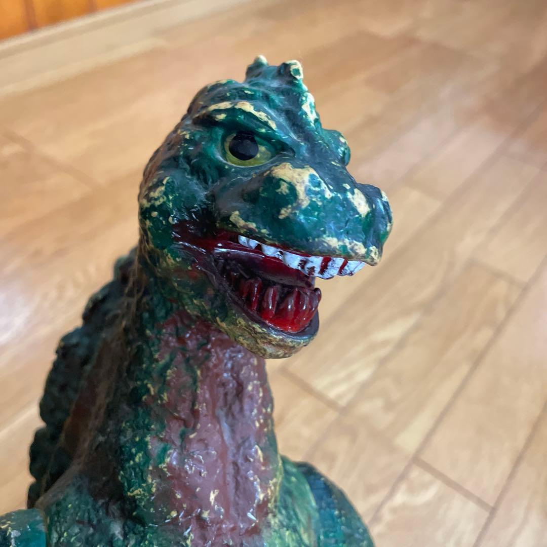 ゴジラ　フィギュア