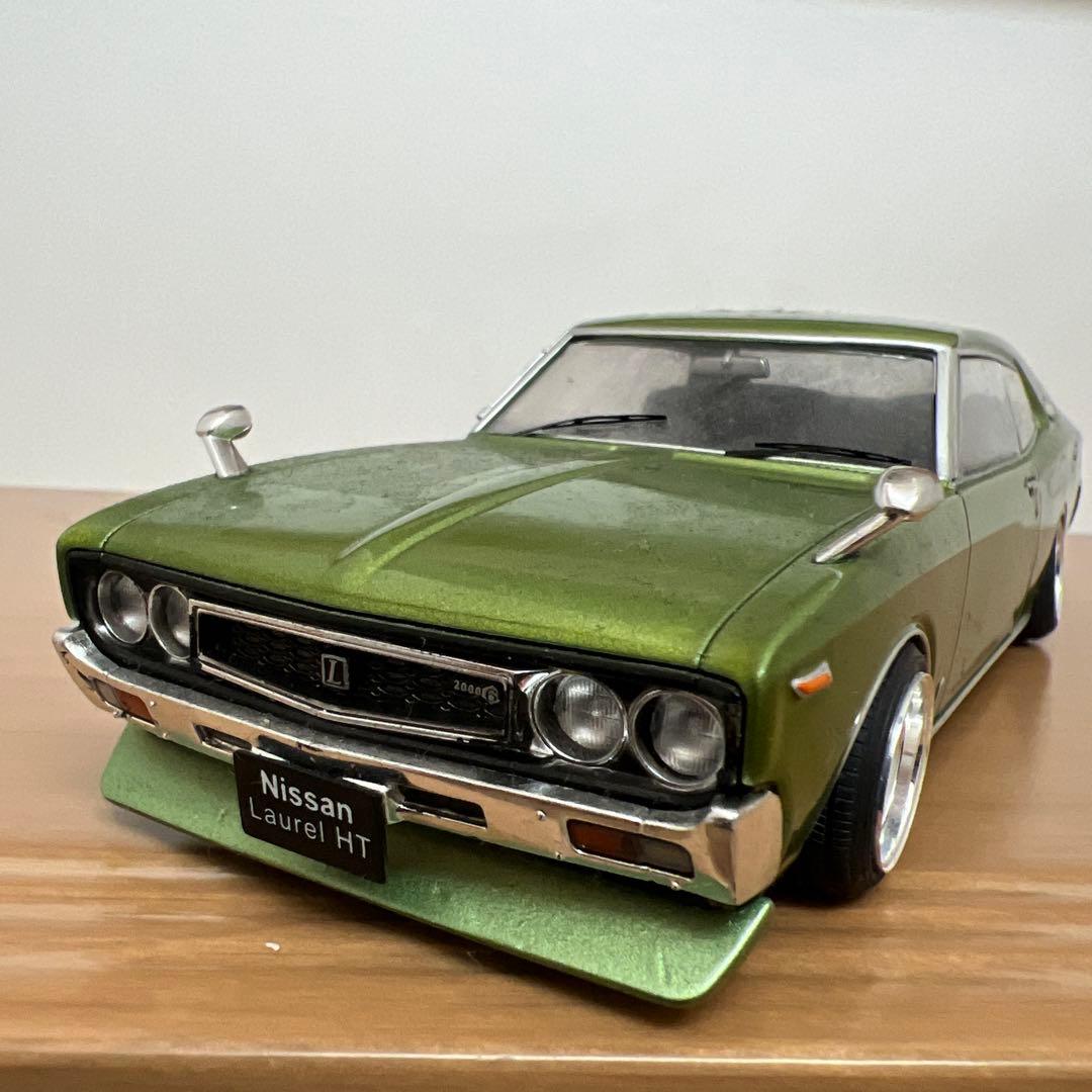日産ローレル　１９７２年式　ブタケツ　１／２４