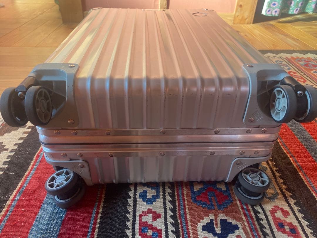 ま*ぃ様 希少旧ロゴ×ルフトハンザ★RIMOWAリモワ クラシックフライト35L