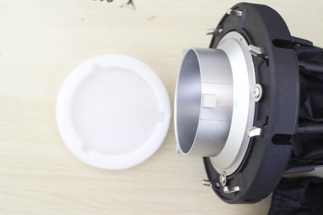 [M-TN 2211] NeewerのLEDスタジオライトセット