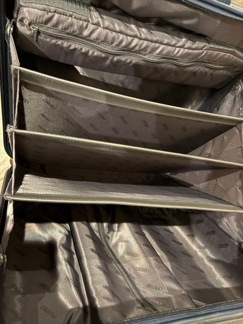 リモワ RIMOWA サルサ デラックス 4輪 SALSA 27L