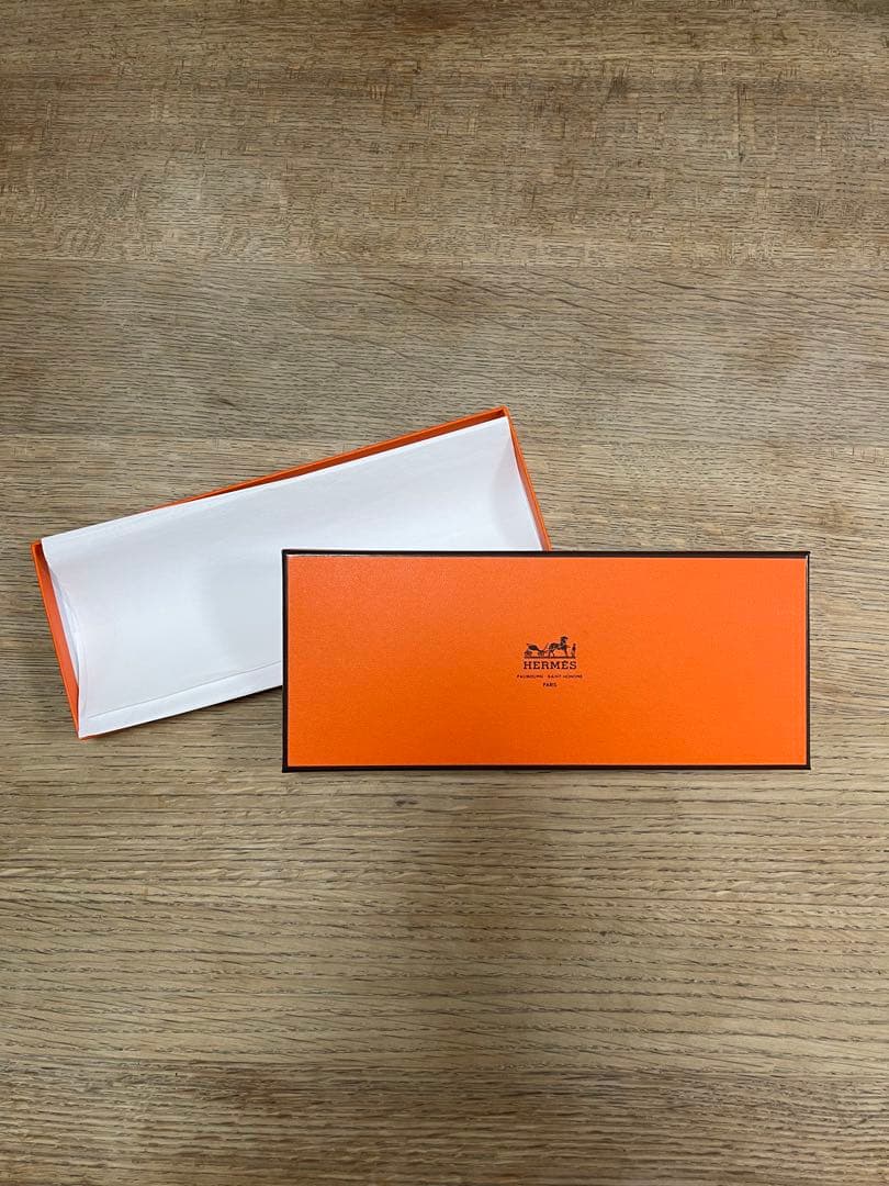 HERMES チェック柄タオルハンカチ