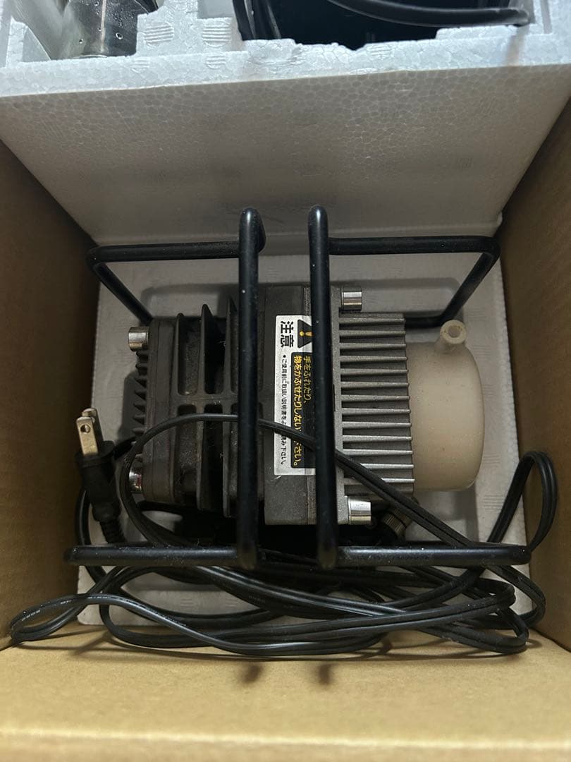 中古　クレオス　Mr リニアコンプレッサー　レギュレーターセットL5 エアブラシ