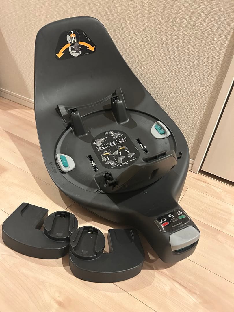 Cybex クラウドzチャイルドシート ブラック ベース付き