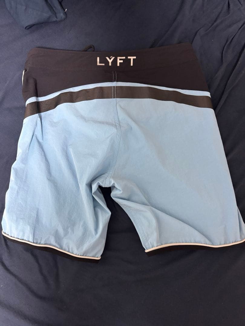 LYFT サーフパンツ Sサイズ