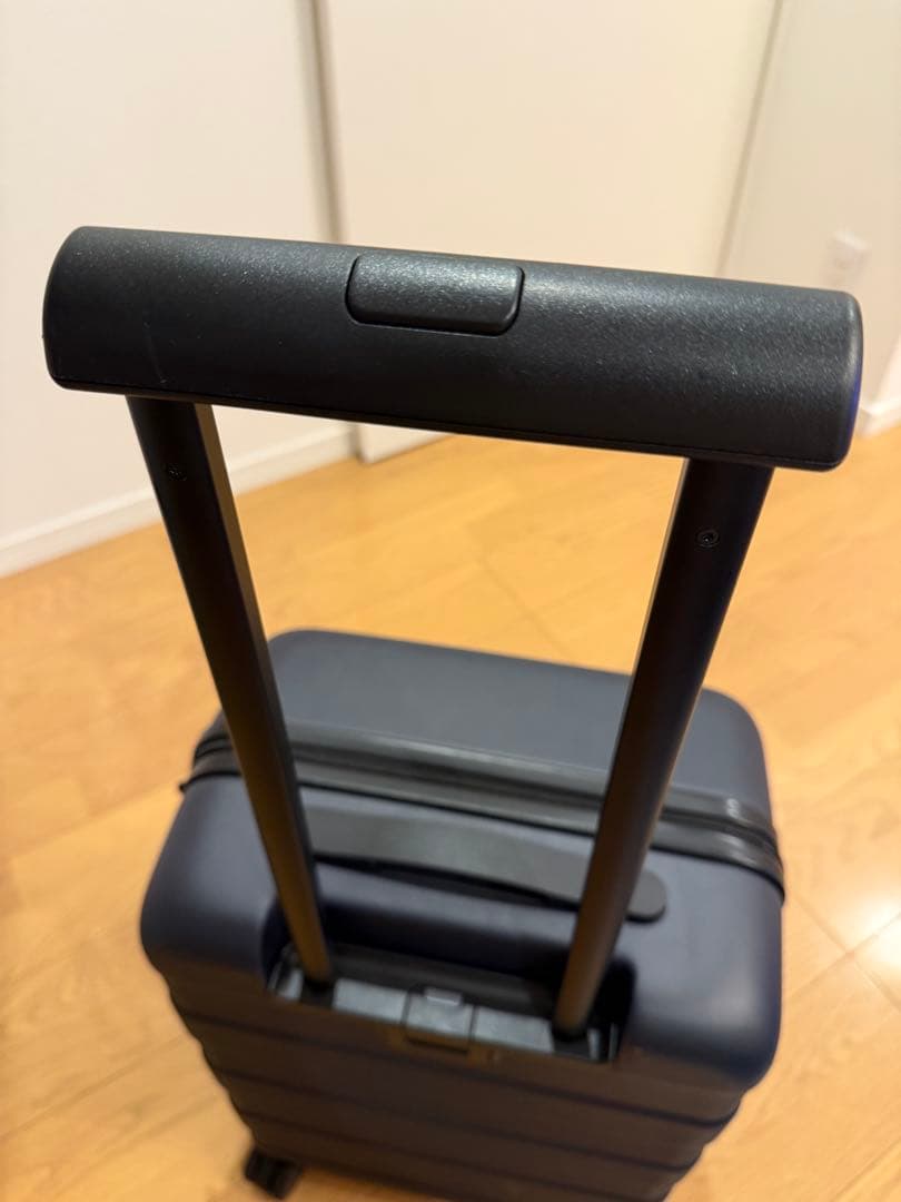 【無印良品】バーを自由に調節できる　ハードキャリーケース（36L） ネイビー