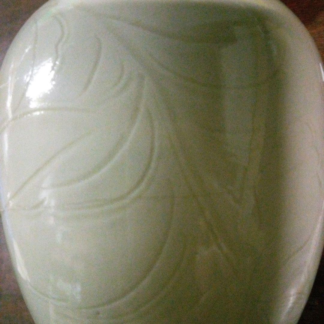 中国陶磁器　宋定窯　蓋付き壺