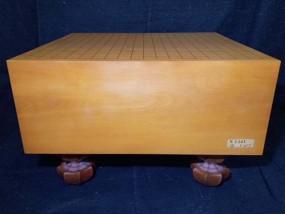 C*g様 足付き碁盤 6.25寸 厚さ18.8㎝ 天地柾 桐箱付 M1441 脚