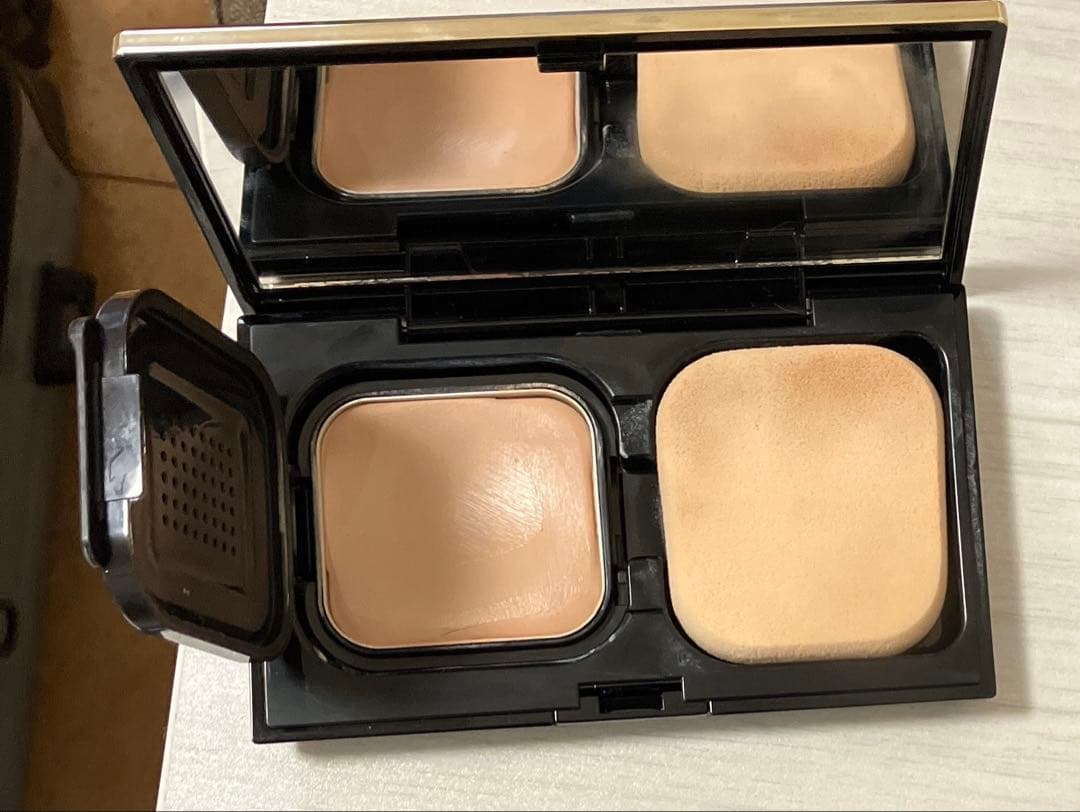 アルビオンエクシア　アンテリサンスリフトエマルジョンNA201 ライトナチュラル