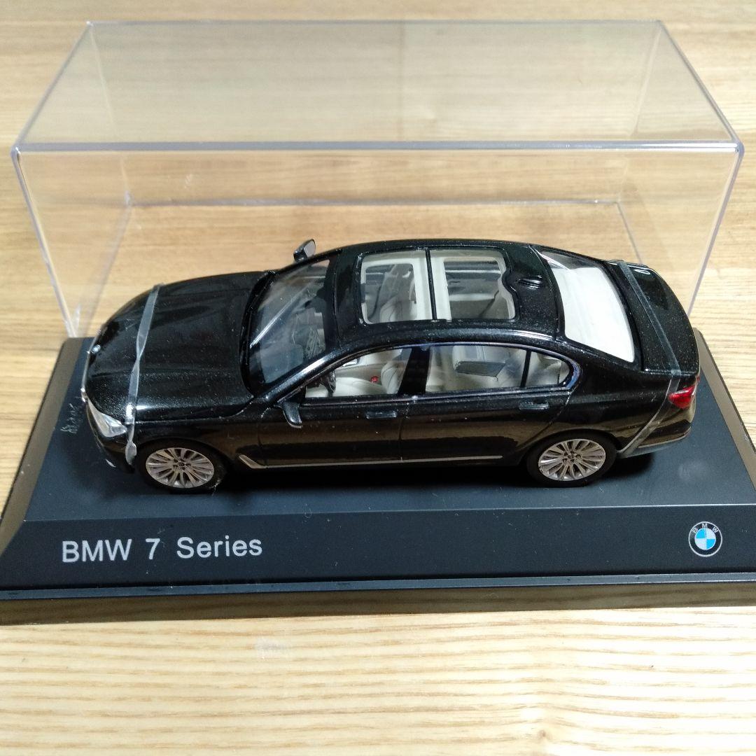1/43 BMW 750Li ブラック メタリック塗装 ケースあり 箱あり