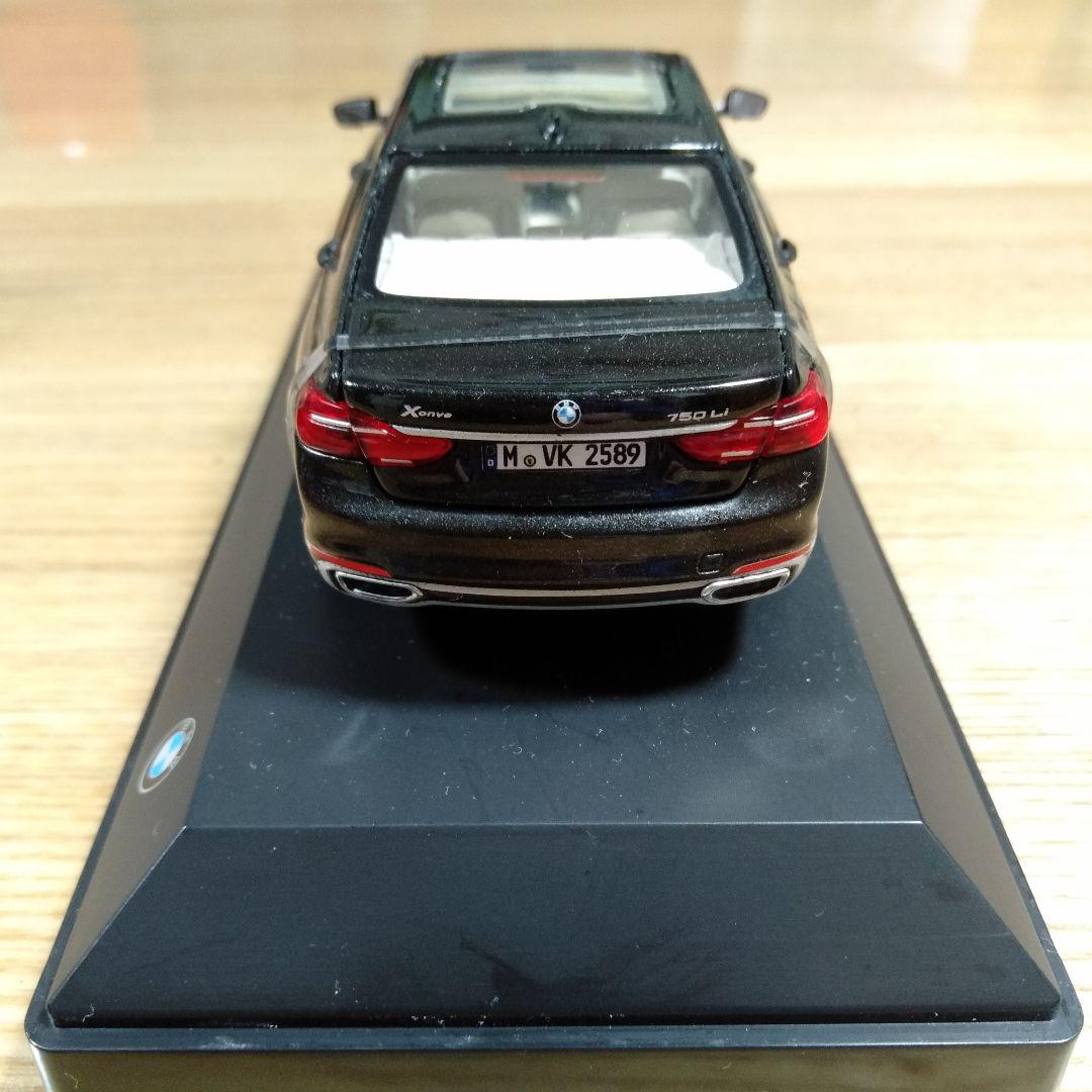 1/43 BMW 750Li ブラック メタリック塗装 ケースあり 箱あり