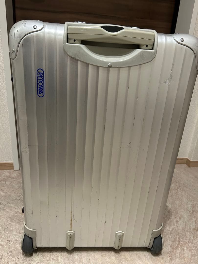 RIMOWA アルミニウム製キャリーケース