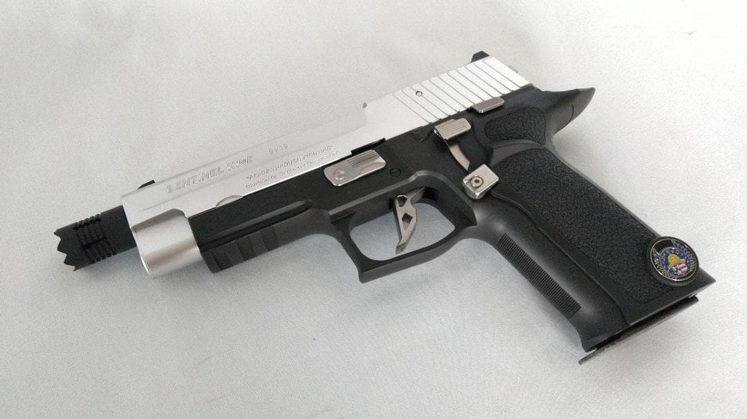 【美品】東京マルイ　バイオハザード　センチネルナイン　ストライクガンカスタム