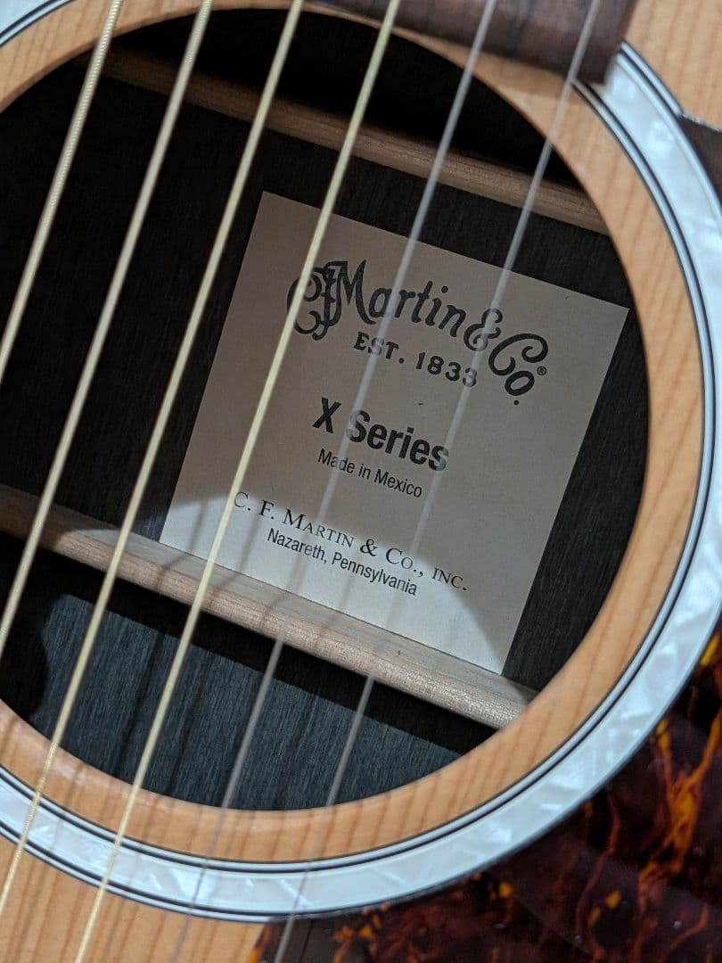 Martinアコースティックギター ケース付き Martin 00-X2E-01