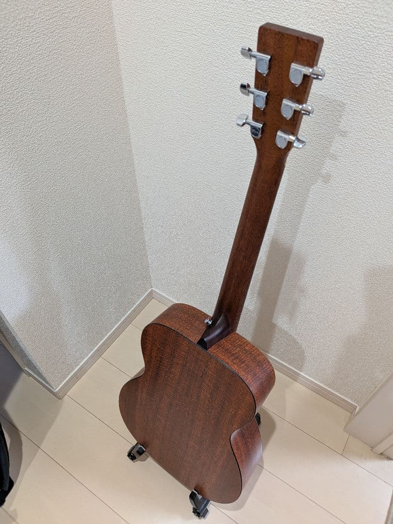 Martinアコースティックギター ケース付き Martin 00-X2E-01