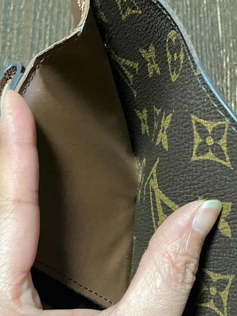 ルイヴィトンモノグラム折り財布♡