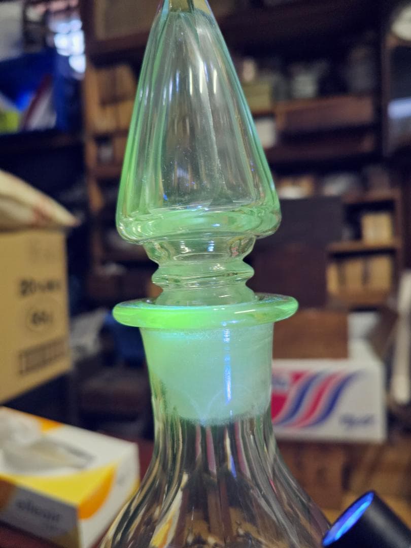 大正から戦前 ウランガラス デキャンタ カットガラス