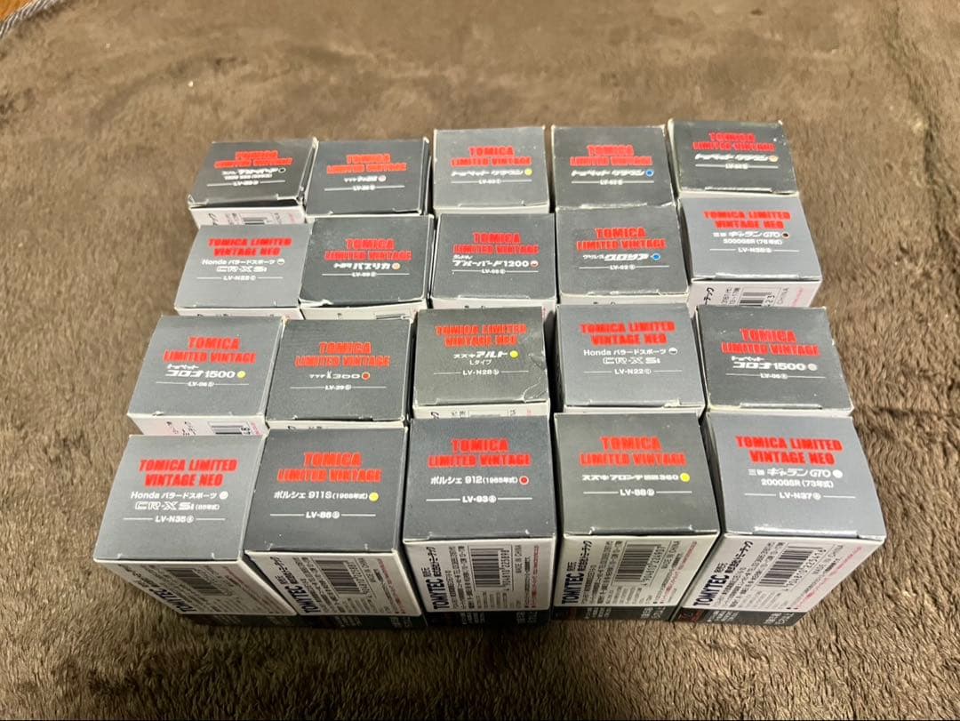 トミカリミテッドヴィンテージ ミニカーセット 20台