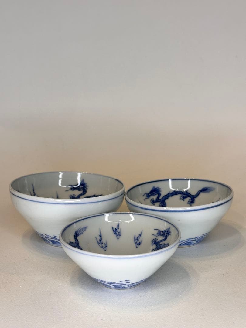 中国 大清雍正年製款 青花染付 龍文 湯呑 三客 サイズ違い アンティーク