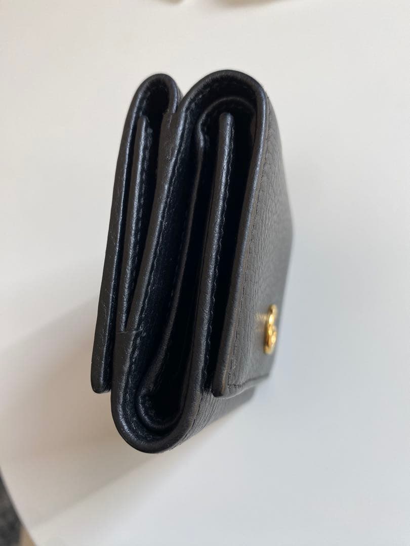 GUCCI 三つ折り財布