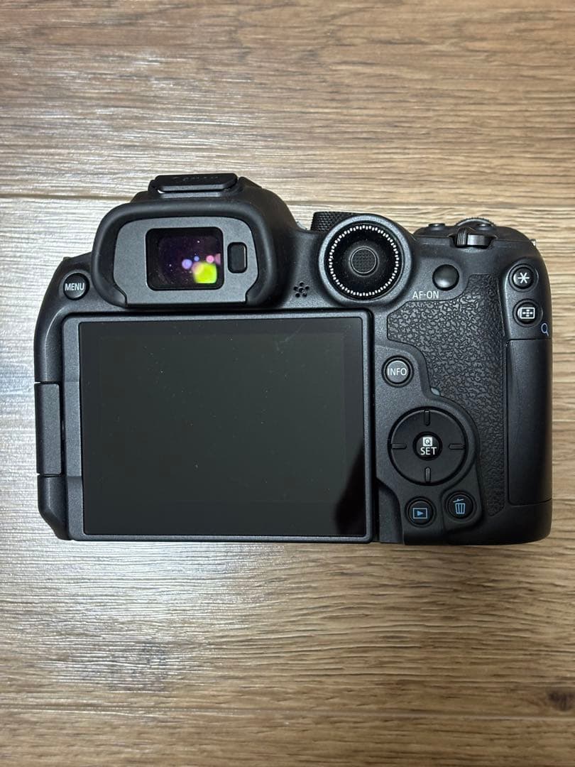 【中古】Canon EOS R7 本体 取扱説明書付き