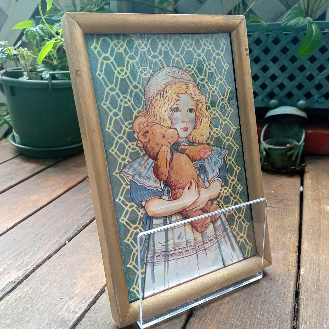 ジャン・ハガラ ステンドグラス 少女とお人形 アン　グラスマスターズ社