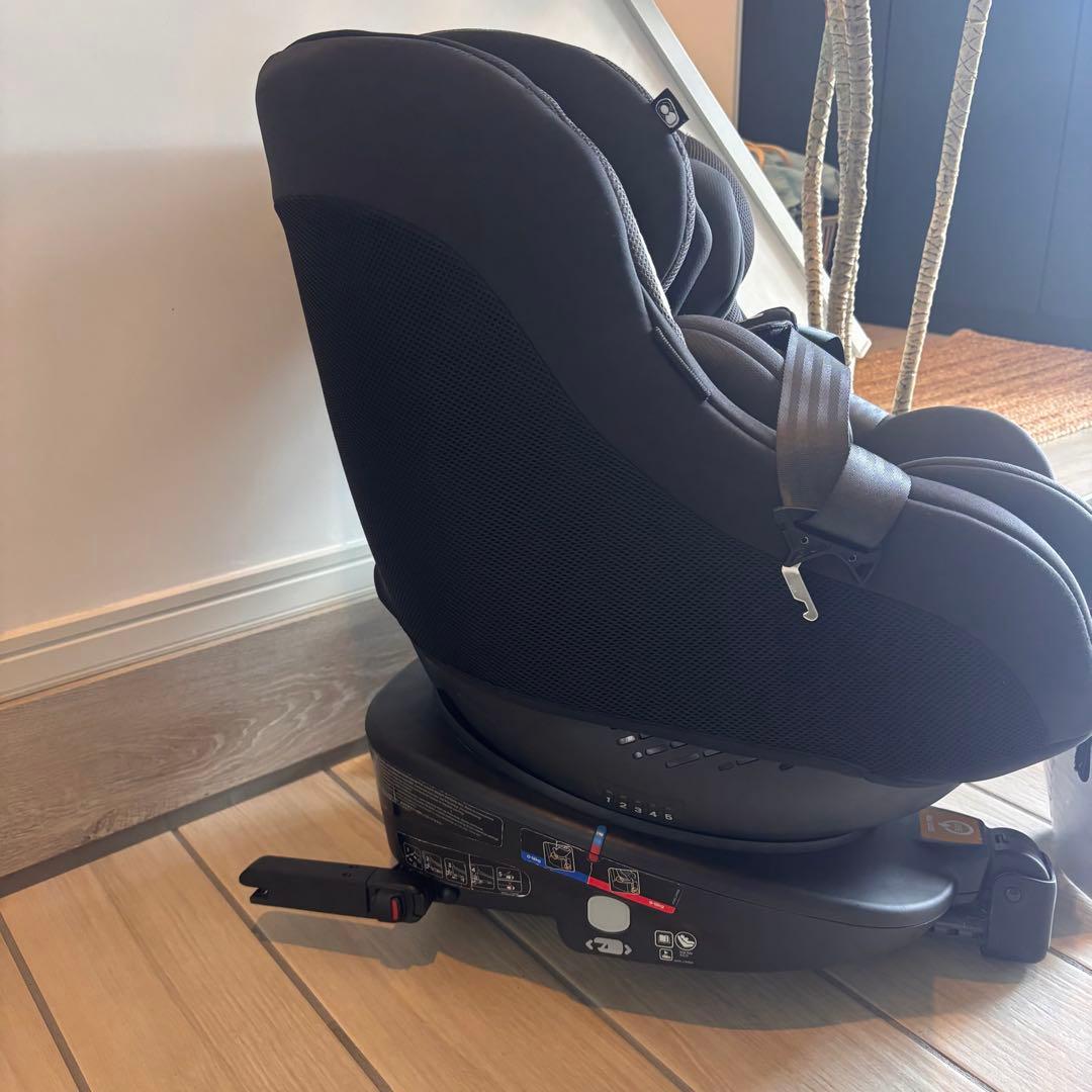 Joie アーク360 新生児対応 車用チャイルドシート ブラック