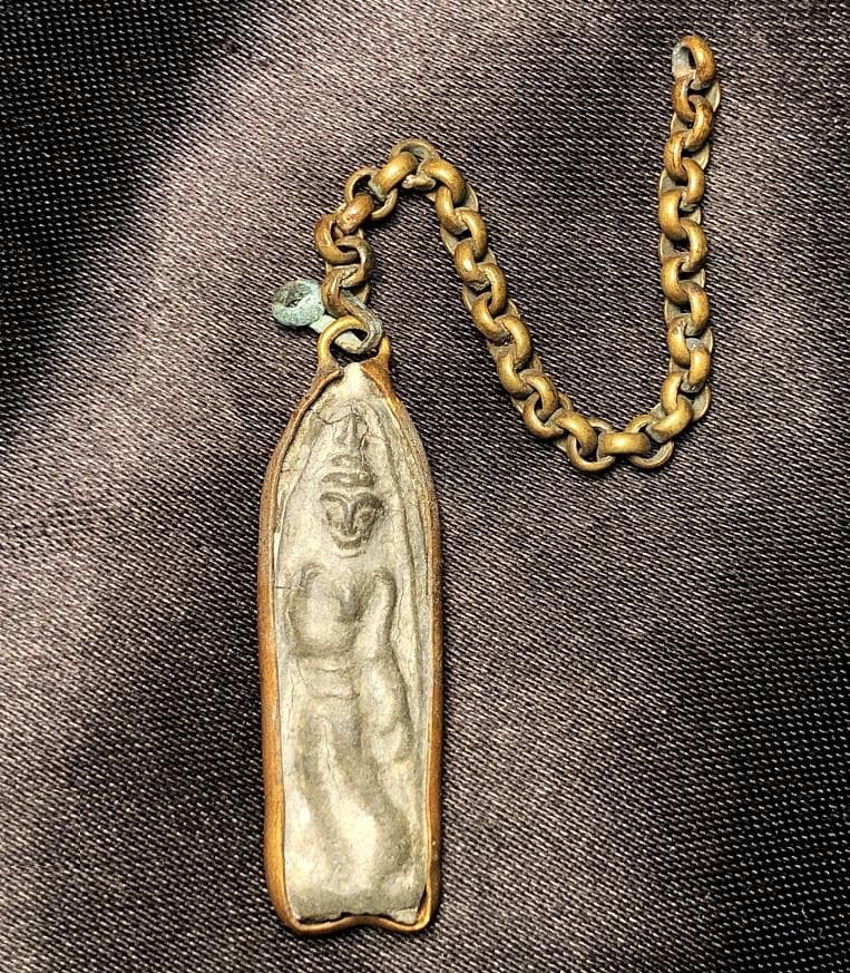 【 プラ・リーラ（遊行仏）】 พระลีลา　石仏/携行仏/スコタイ朝