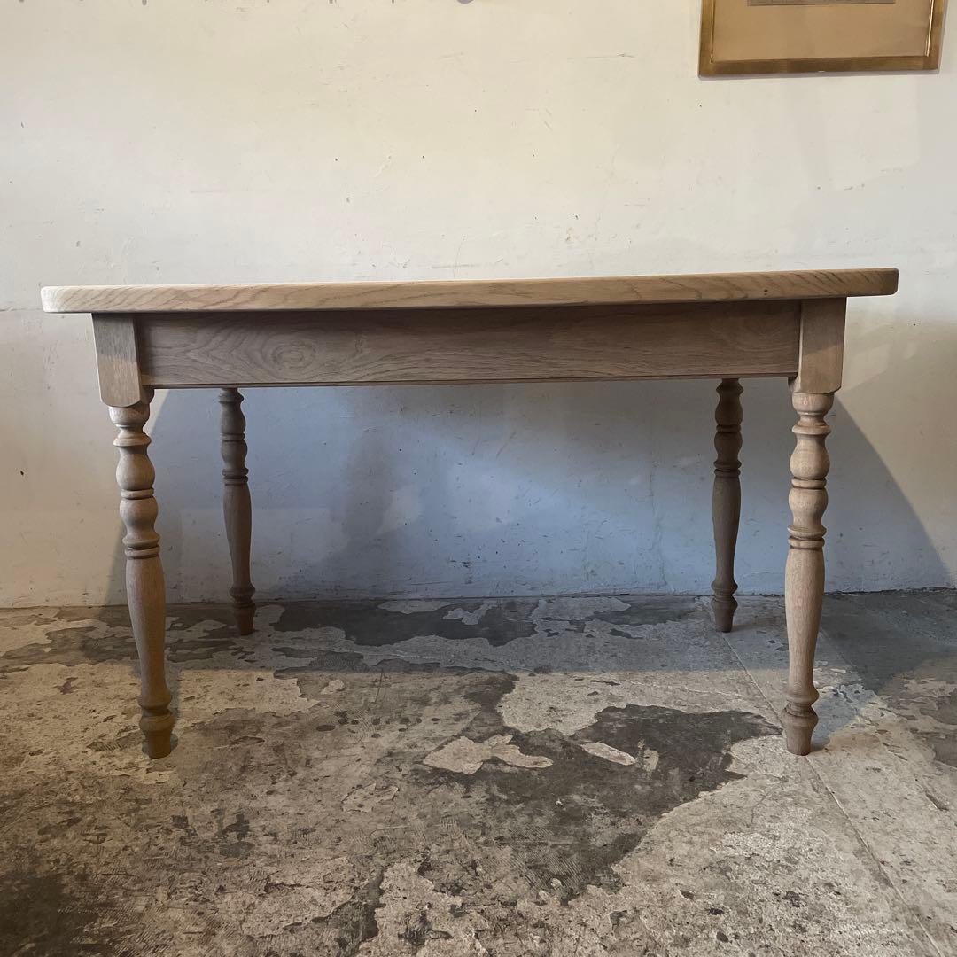 ビンテージ ダイニングテーブル 剥離