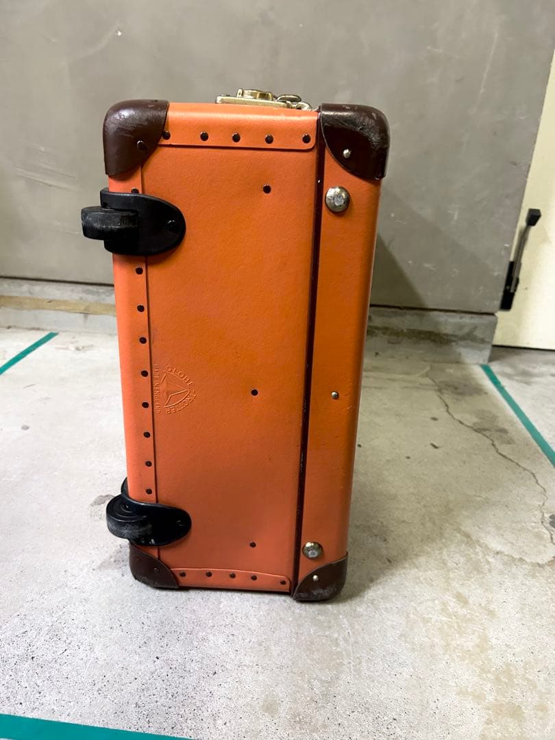 ◆グローブトロッター難有り品◆今の定価269,500円の物です★