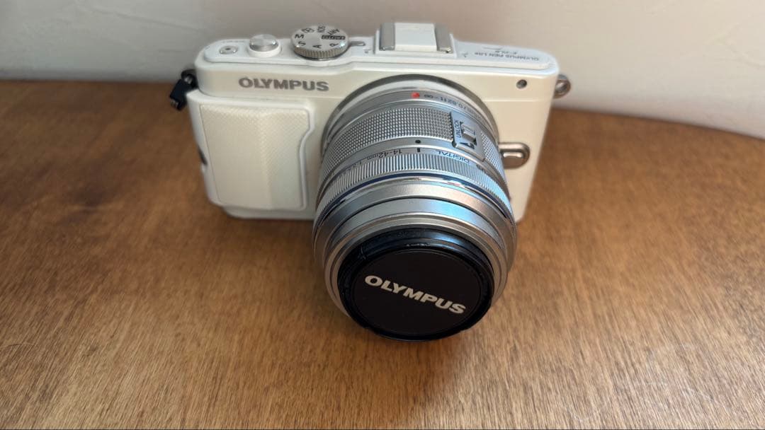 OLYMPUS PEN Lite E-PL6 ホワイト