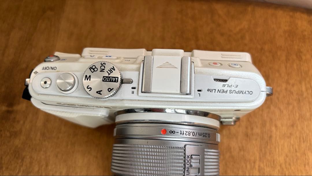 OLYMPUS PEN Lite E-PL6 ホワイト