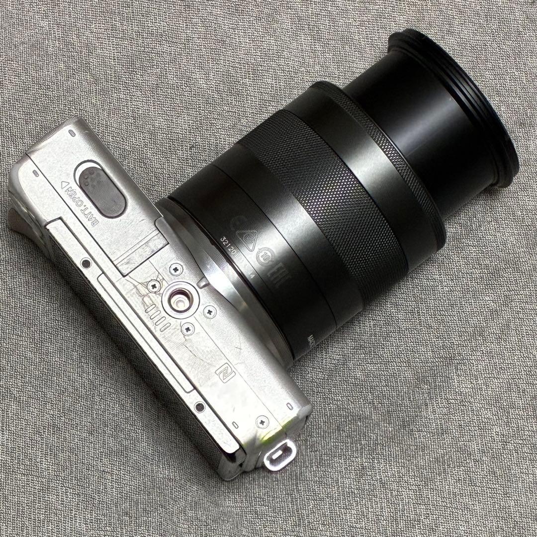 ⭐️完動品⭐️キャノン Canon EOS M100 18-55mmレンズキット