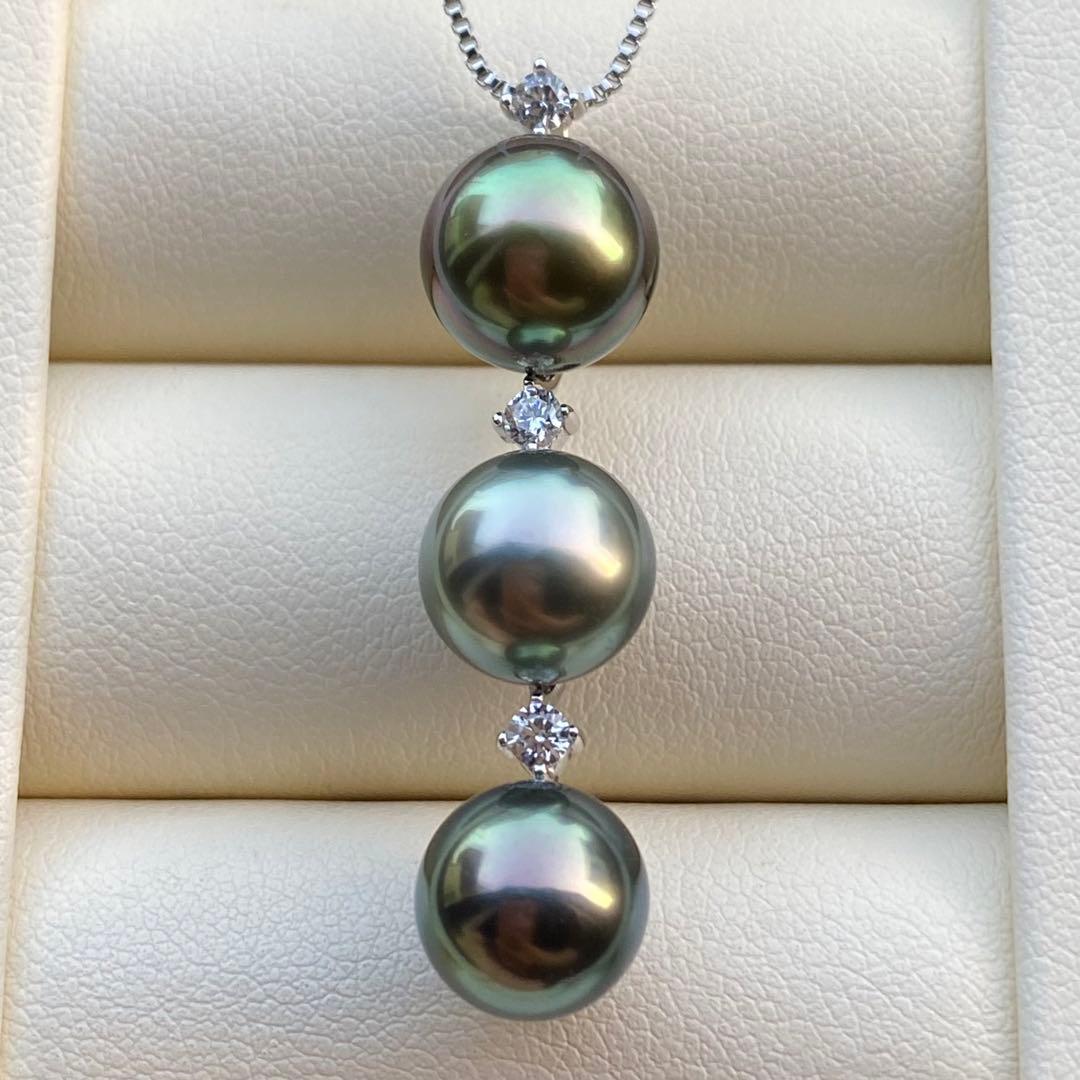 本真珠　南洋黒蝶真珠3連パールネックレストップ　ピーコックグリーン虹色PT804