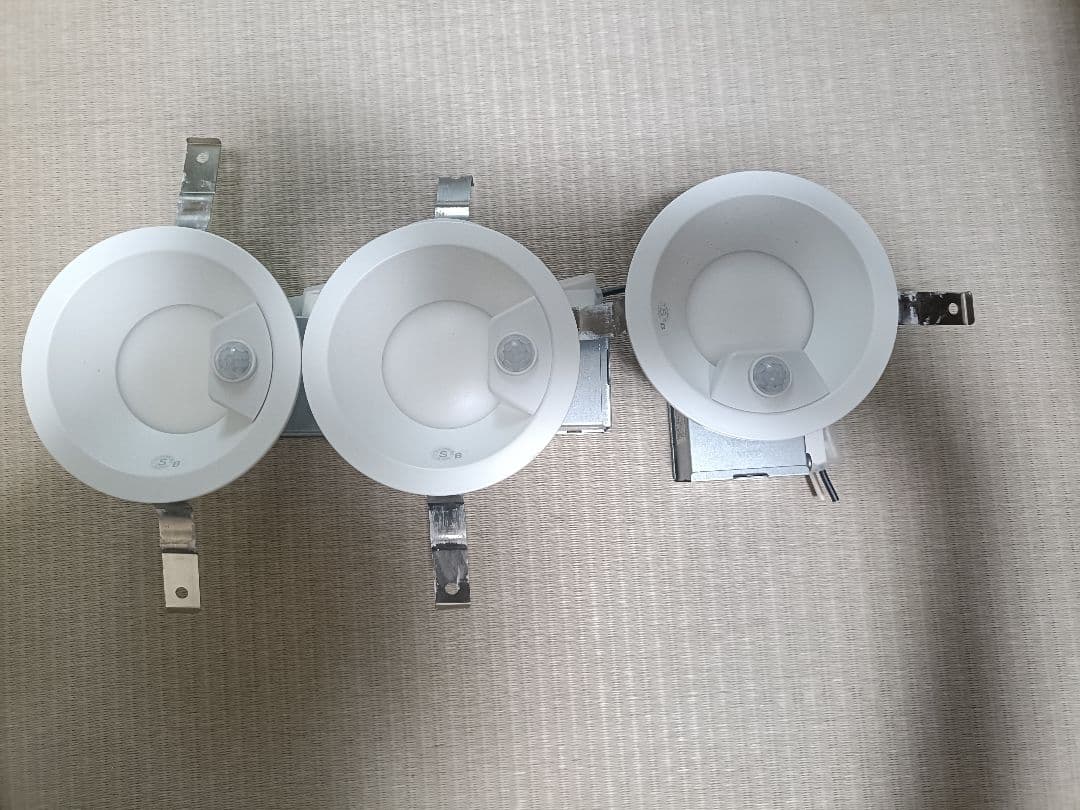 KOIZUMI LEDダウンライト AD7143W50 3個セット