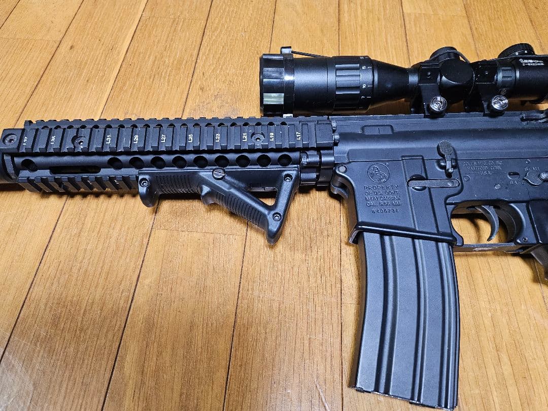 東京マルイ　次世代電動ガンCQB-R M4　カスタム