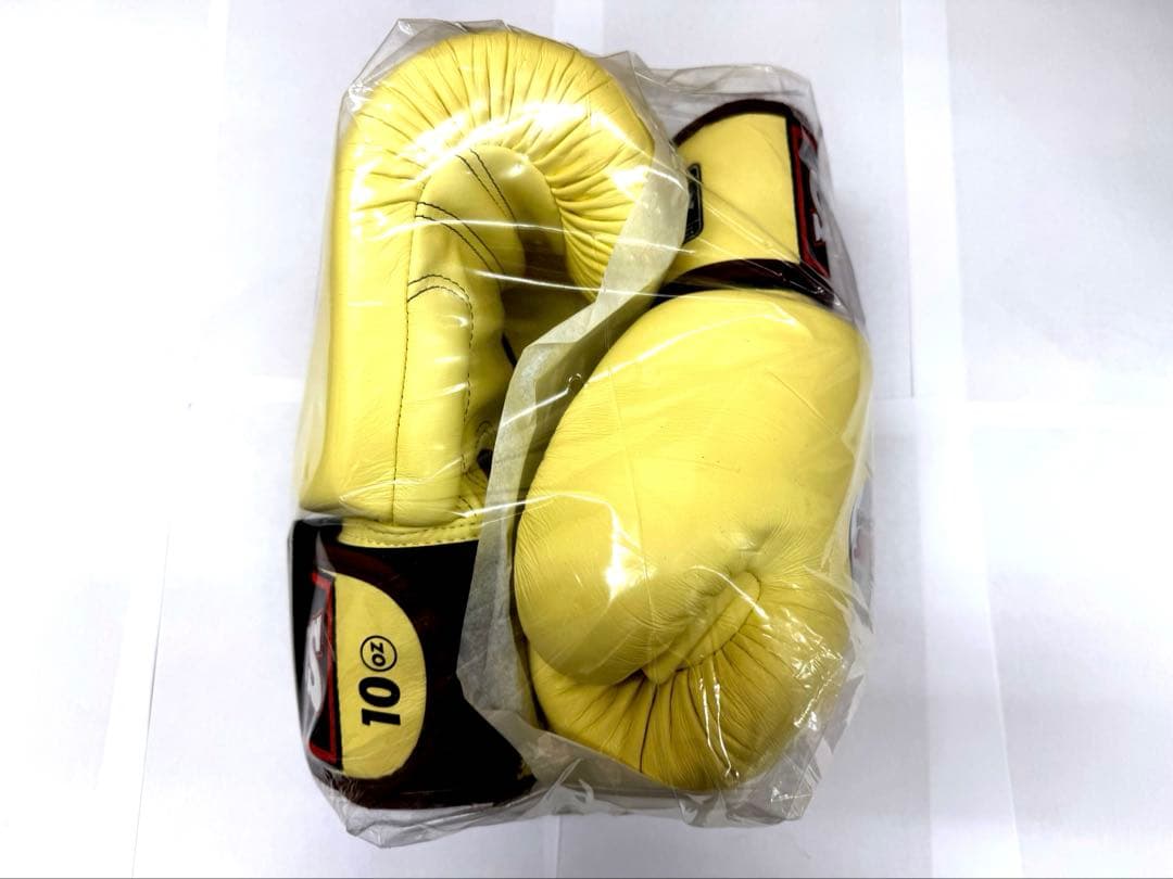 新品　TWINS グローブ10oz バニラ　本革製　ツインズ　全国送料込