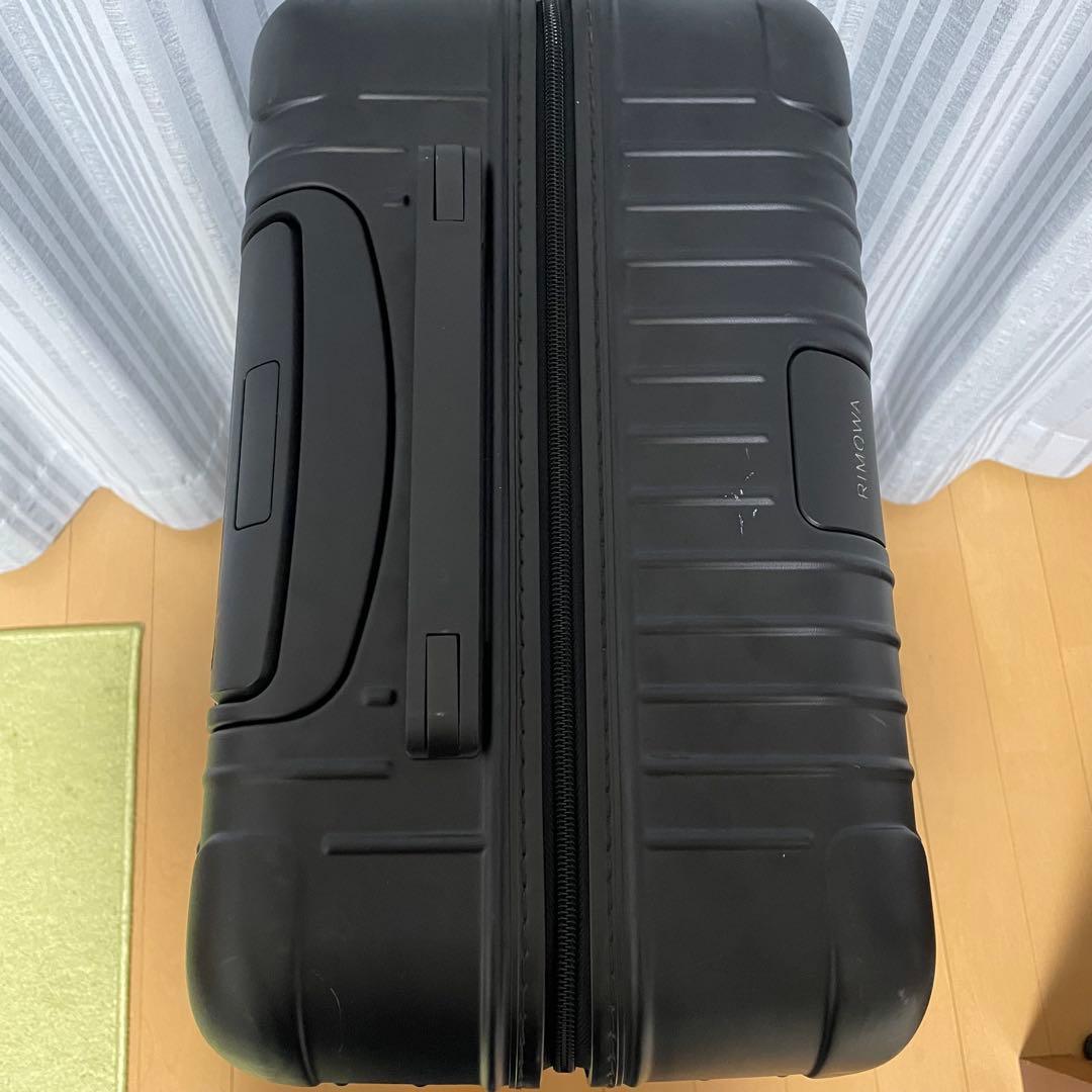 RIMOWA リモワ エッセンシャル　essential キャリーケース