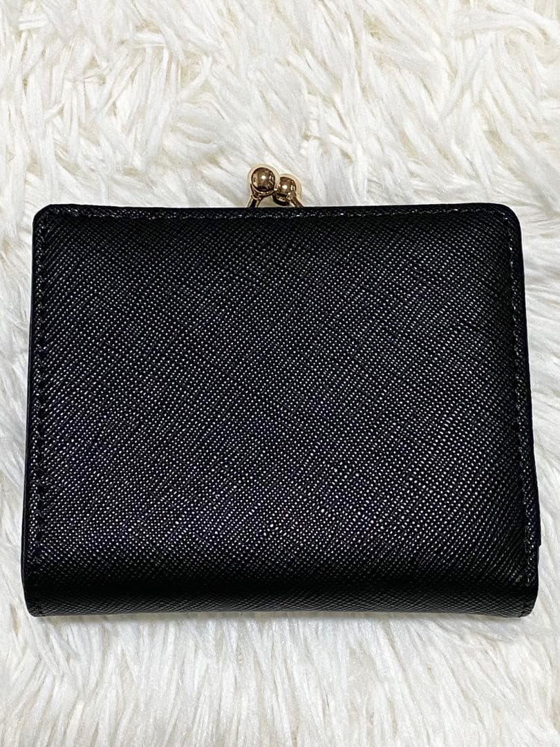 大人気⭐︎VivienneWestwoodヴィヴィアンウエストウッド 二つ折財布