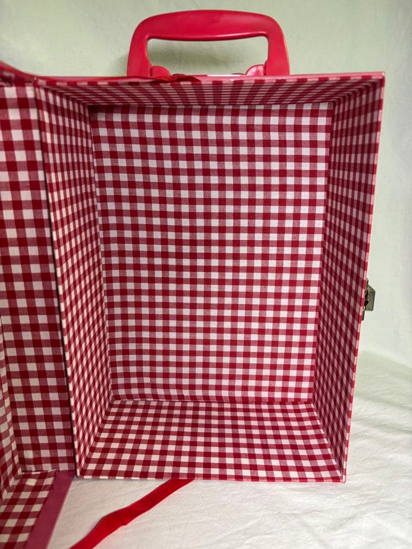 ハローキティ ぬいぐるみ 1997年 シリアルナンバー入り トランクケース